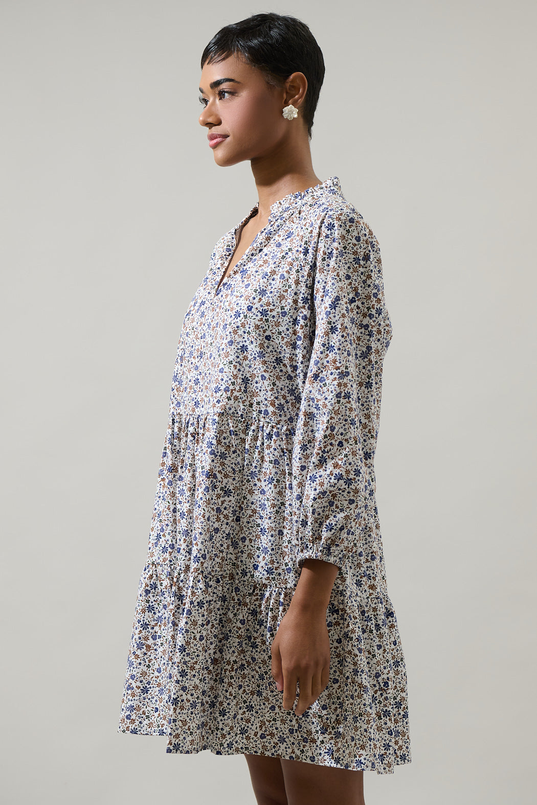 Heath Floral Long Sleeve Mini Shift Dress Sugarlips Heath Floral Long Sleeve Mini Shift Dress Sugarlips
