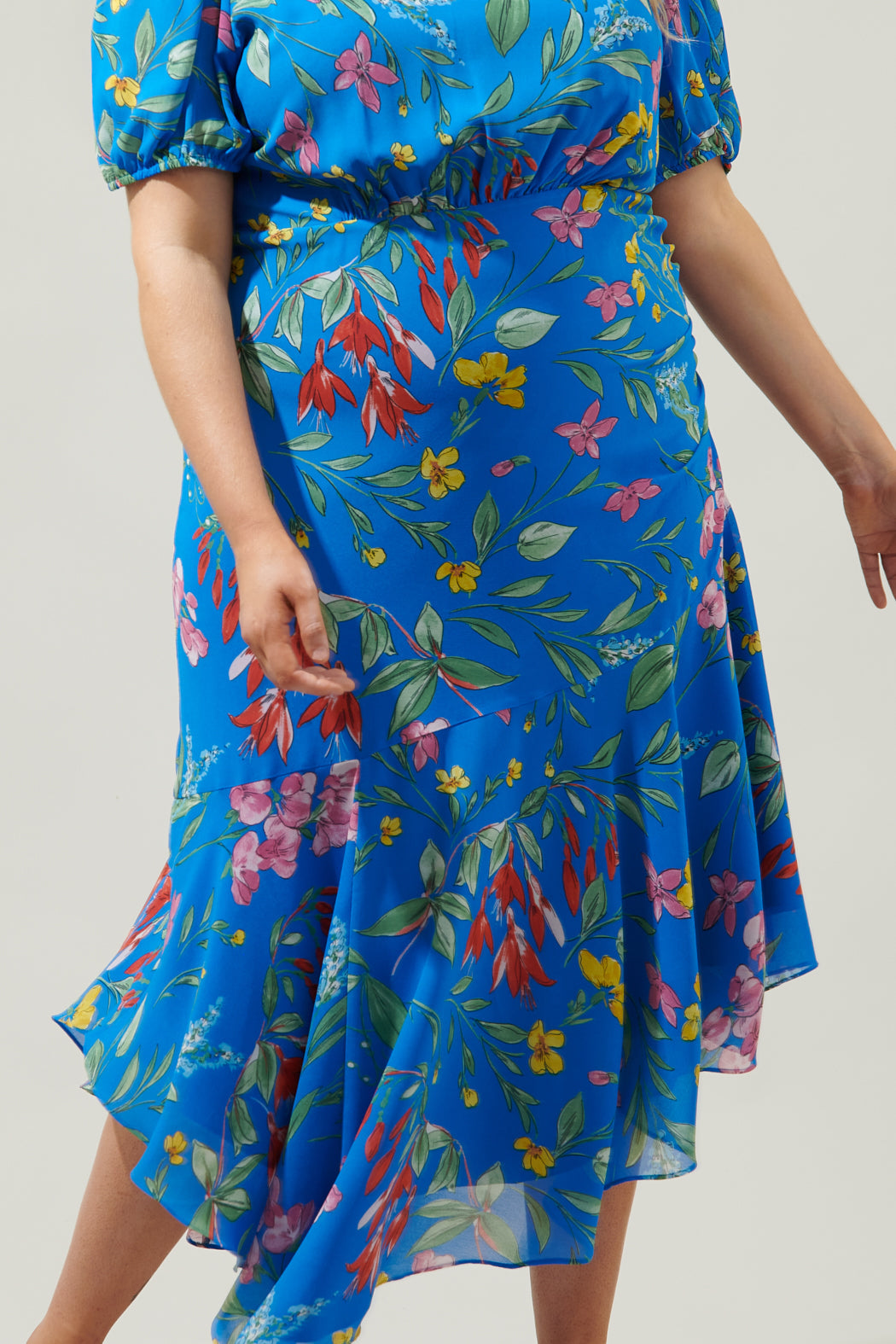 Fiona Floral Balboa Asymmetrical Midi Dress Curve Sugarlips Fiona Floral Balboa Asymmetrical Midi Dress Curve Sugarlips