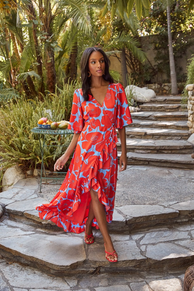 Poppy Floral Abelia Hi-Low Maxi Dress Poppy Floral Abelia Hi-Low Maxi Dress