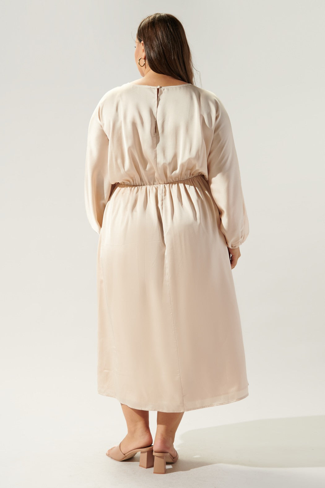 Chateau Satin Dolman Sleeve Midi Dress Curve Sugarlips Chateau Satin Dolman Sleeve Midi Dress Curve Sugarlips