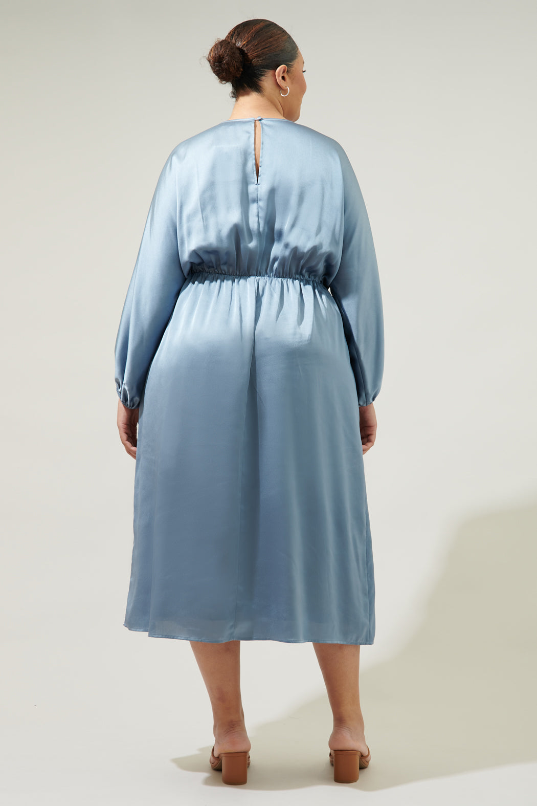 Chateau Satin Dolman Sleeve Midi Dress Curve Sugarlips Chateau Satin Dolman Sleeve Midi Dress Curve Sugarlips
