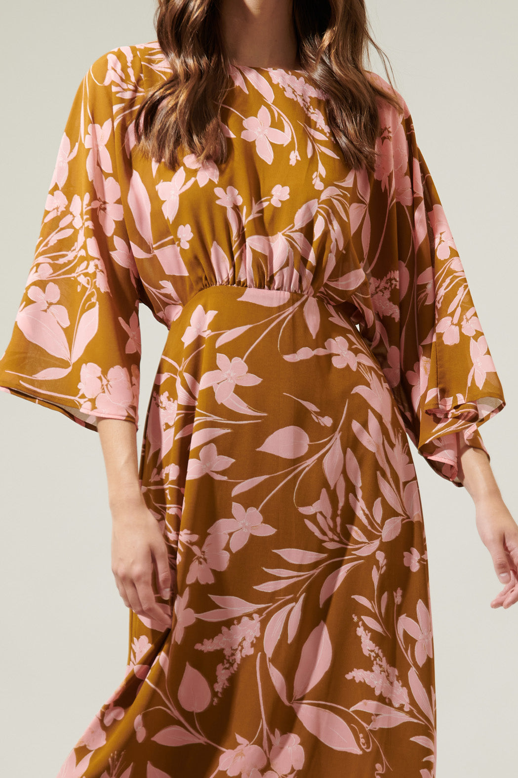 Magnolia Floral Kimono Sleeve Drapery Midi Dress Magnolia Floral Kimono Sleeve Drapery Midi Dress
