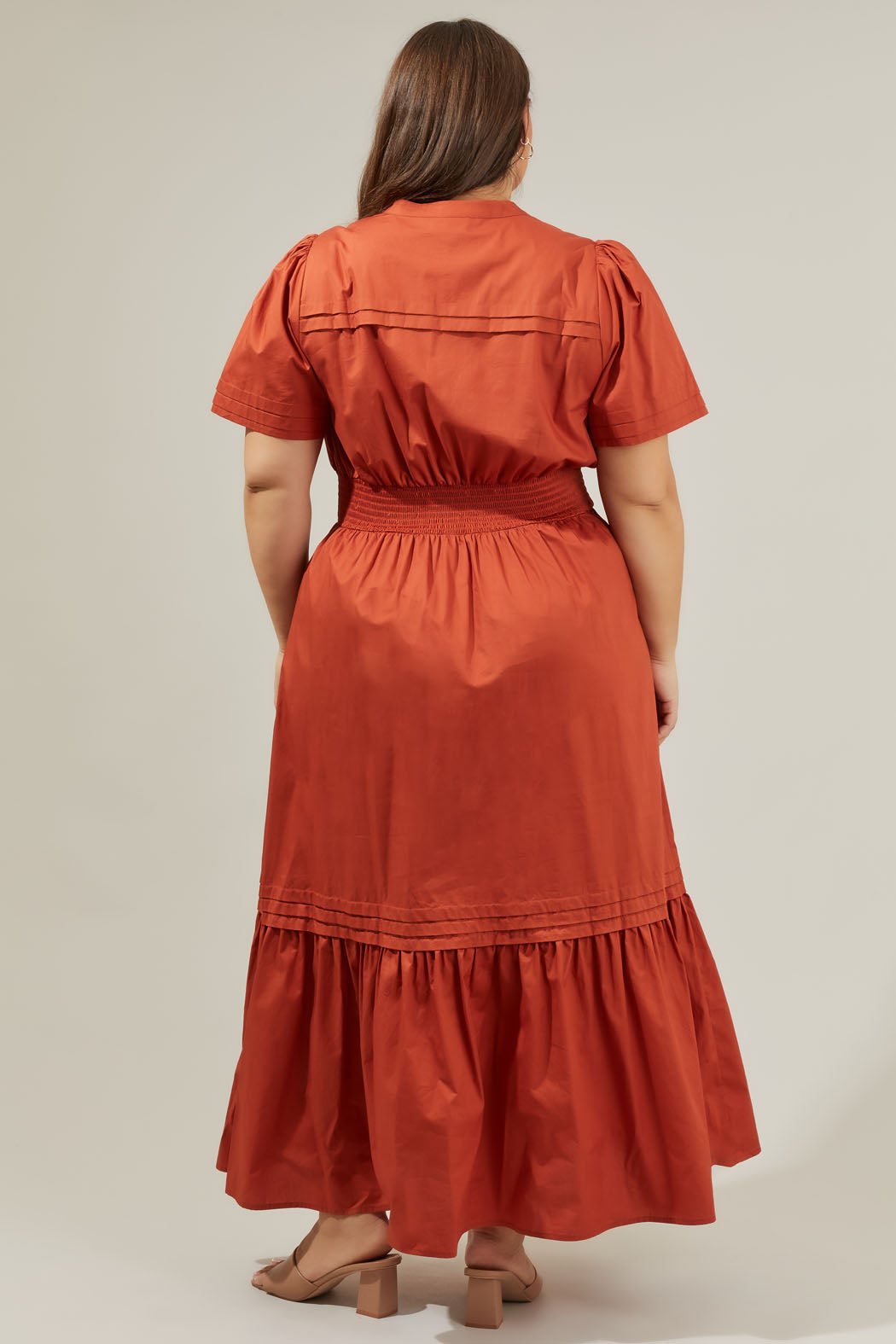 open lace back dress Belraj Poplin Maxi Dress Curve Emerald / 3X by Sugarlips open lace back dress Belraj Poplin Maxi Dress Curve Emerald / 3X by Sugarlips