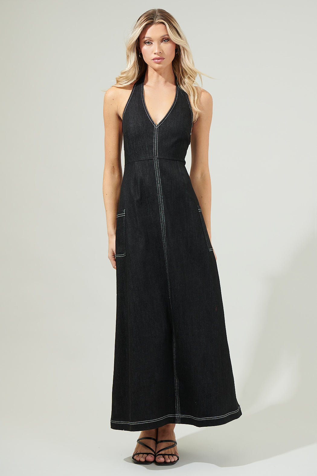 Sulema Halter Denim Dress Black / XL by Sugarlips Sulema Halter Denim Dress Black / XL by Sugarlips