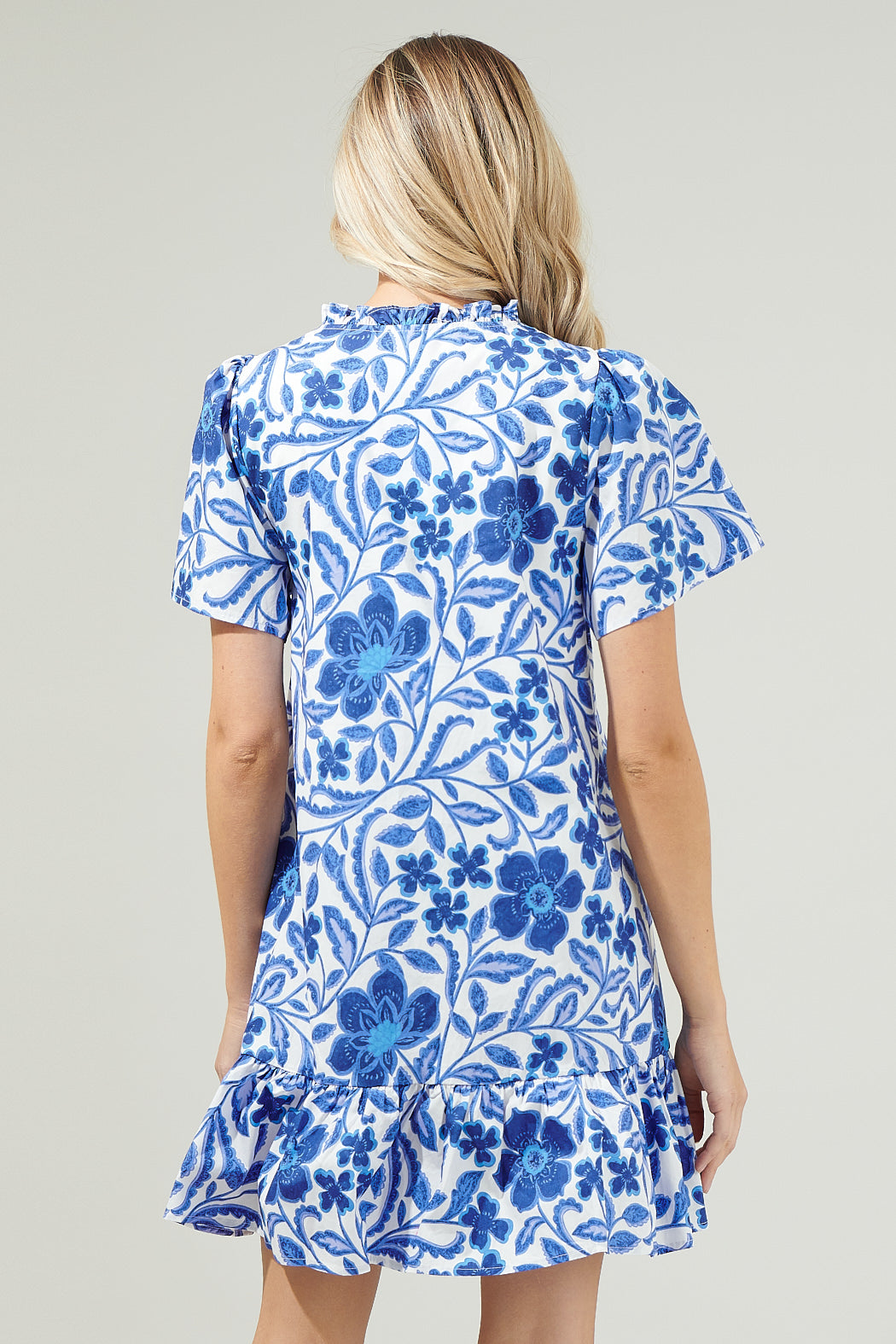 floral mini dress with short sleeves Lilac Floral Print Short Sleeve V Wire Ruched Mini Dress Small