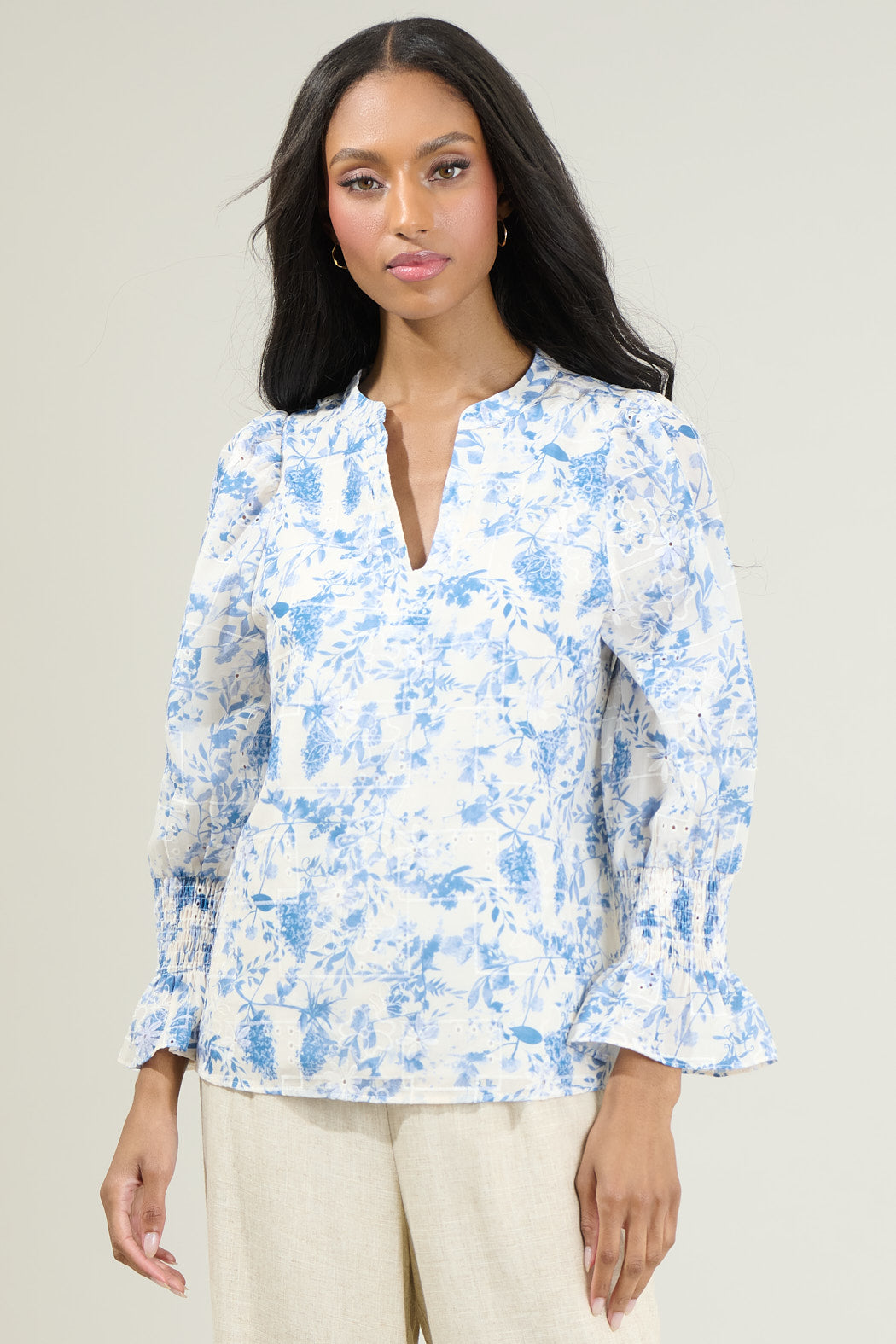 M Made In Italy | Tops | Made In Italy Ivory Size Sm A Beautiful Floral Print Longs Sleeve 0 Viscose 64de8719a0e6c6b66a0d4369 M Made In Italy | Tops | Made In Italy Ivory Size Sm A Beautiful Floral Print Longs Sleeve 0 Viscose 64de8719a0e6c6b66a0d4369