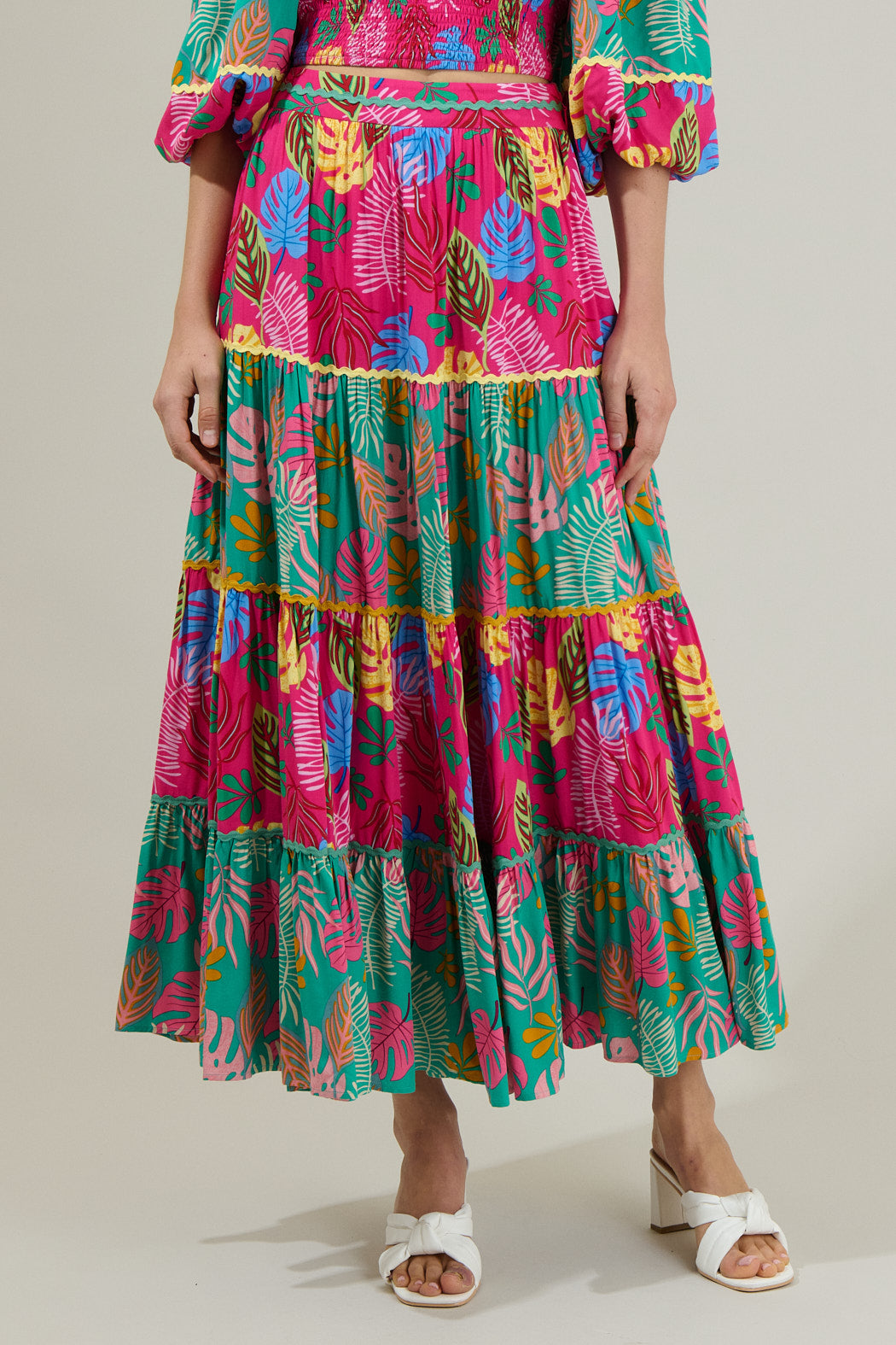 Sugarlips Marina Tropical Floral Print Tiered A-Line Coordinating Maxi Skirt, Womens, XS, Fuchsia Multi Sugarlips Marina Tropical Floral Print Tiered A-Line Coordinating Maxi Skirt, Womens, XS, Fuchsia Multi