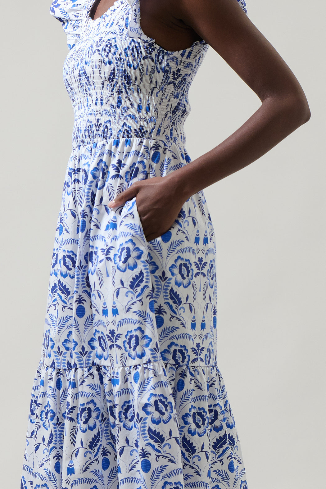 marisol midi dress Marisol Floral Smock Midi Dress White Blue Multi / XS