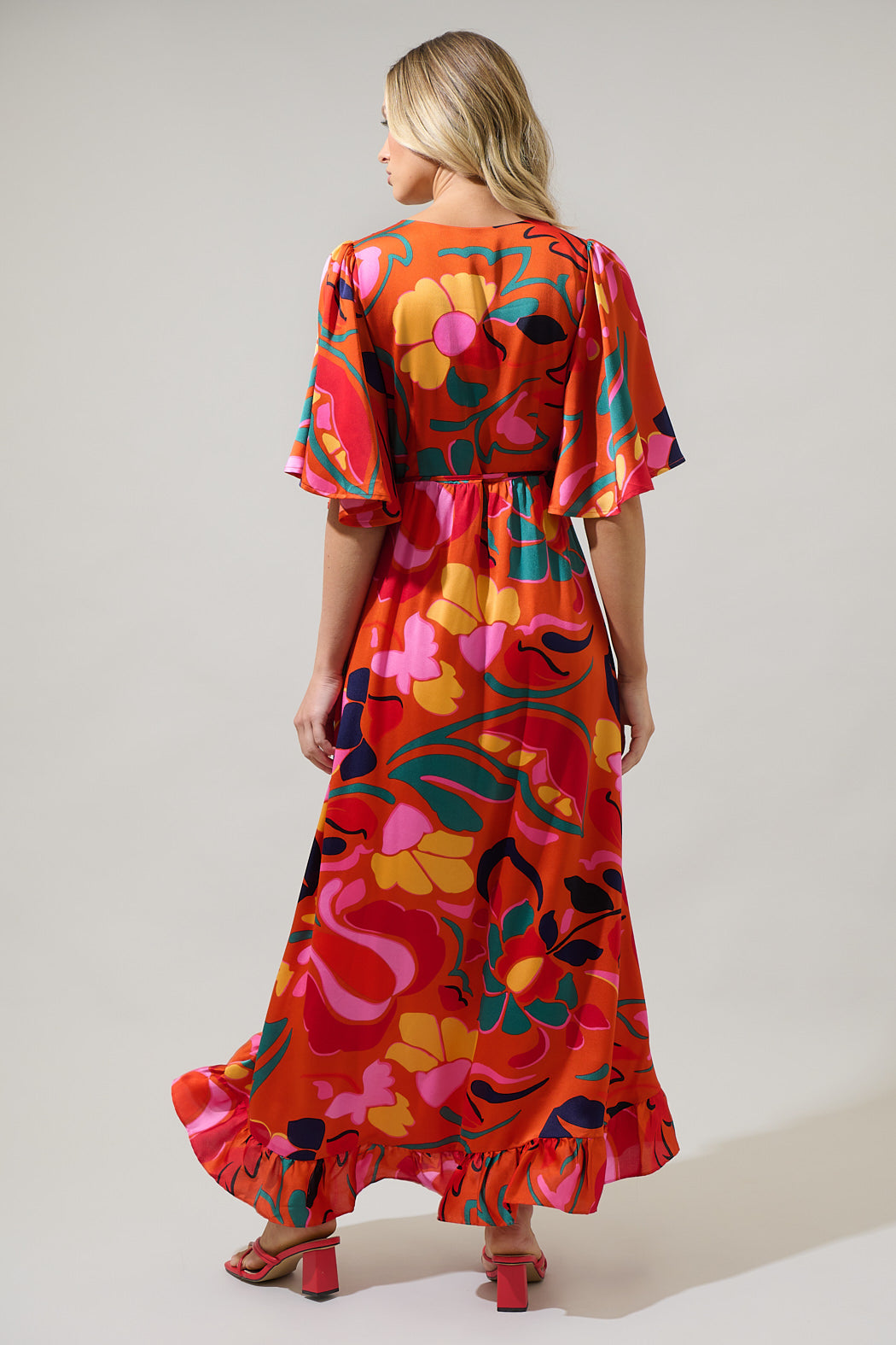 Sugarlips Love Abelia Satin Tropical Abstract Print V Neck Short Sleeve High-Low Ruffle Hem Mid, Womens, XS, Orange Multi Sugarlips Love Abelia Satin Tropical Abstract Print V Neck Short Sleeve High-Low Ruffle Hem Mid, Womens, XS, Orange Multi