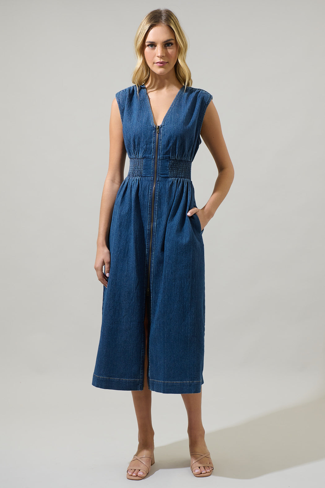gabriella denim midi dress How I plan on wearing my Gabriella Denim Dress this Spring I know lots of you have this style, it's such a winning shape and so easy to wear!! Comes in a