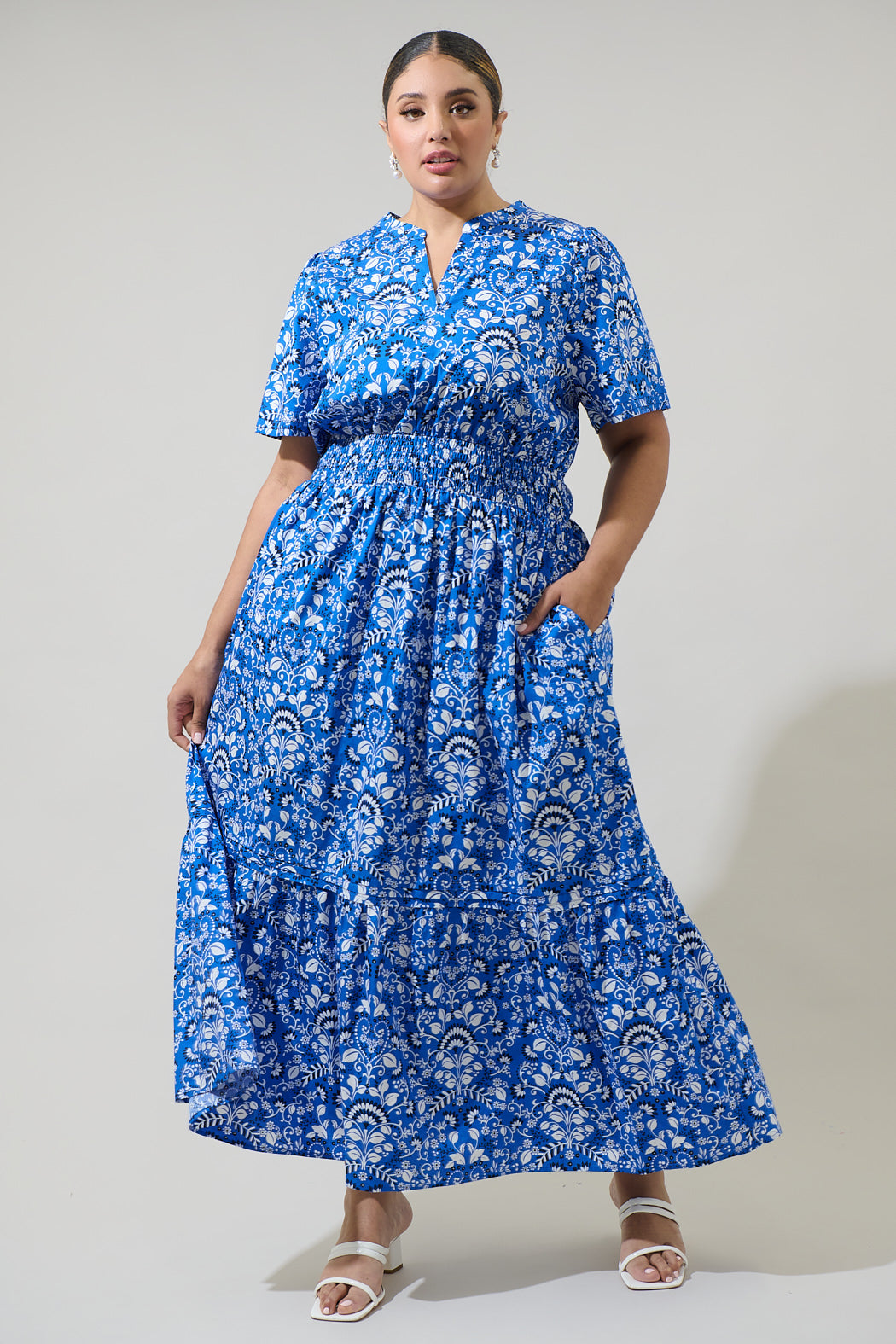 Lulu Floral Belraj Poplin Maxi Dress Curve LT-BLUE-WHIT / 2X by Sugarlips Lulu Floral Belraj Poplin Maxi Dress Curve LT-BLUE-WHIT / 2X by Sugarlips