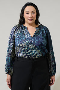 Kirby Geometric Jovie Split Neck Satin Raglan Blouse Curve