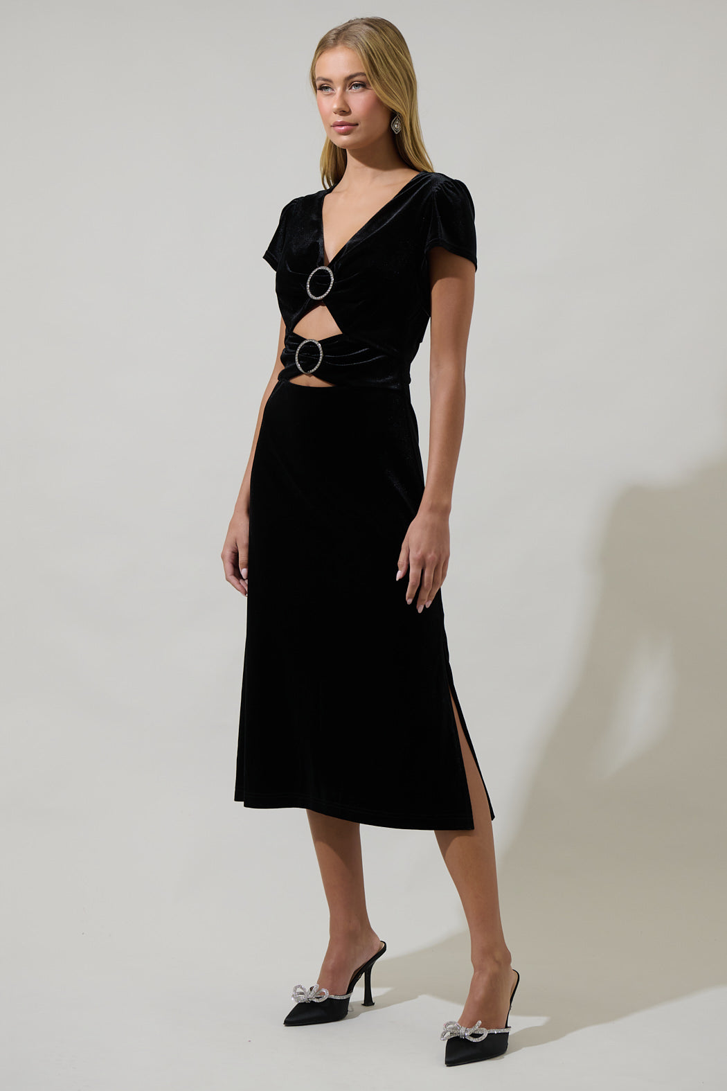 Fridley Velvet Cut Out Midi Dress Black / XS