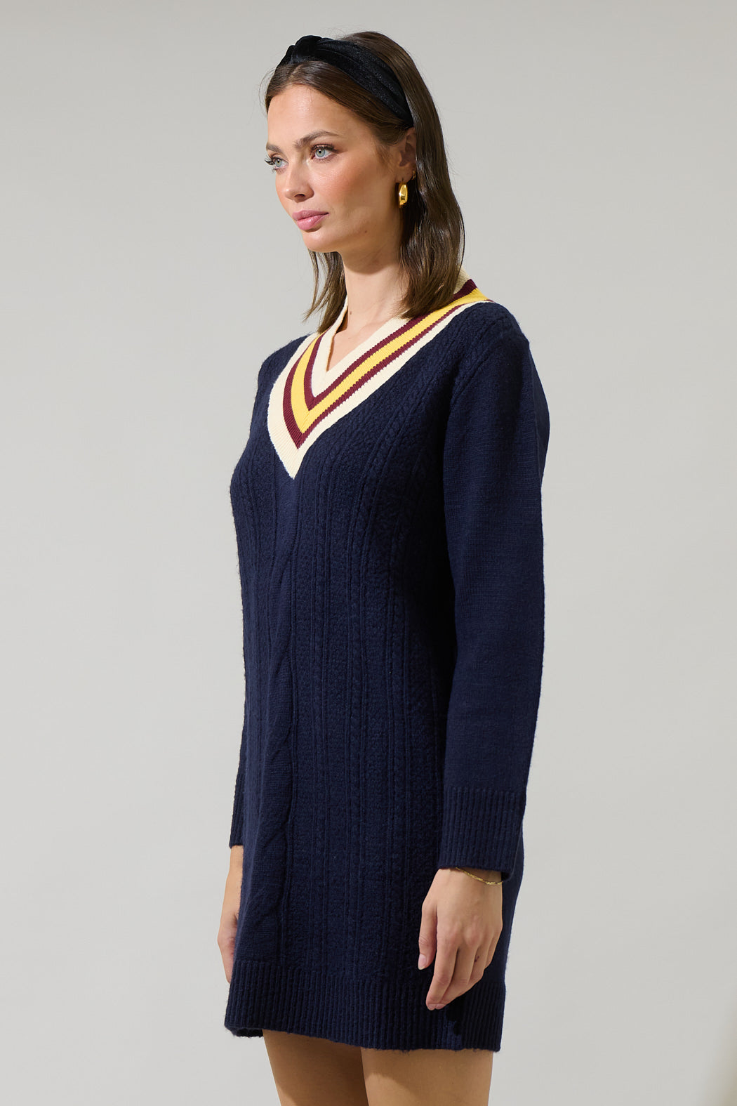 Corunna V-Neck Mini Sweater Dress – Sugarlips Corunna V-Neck Mini Sweater Dress – Sugarlips