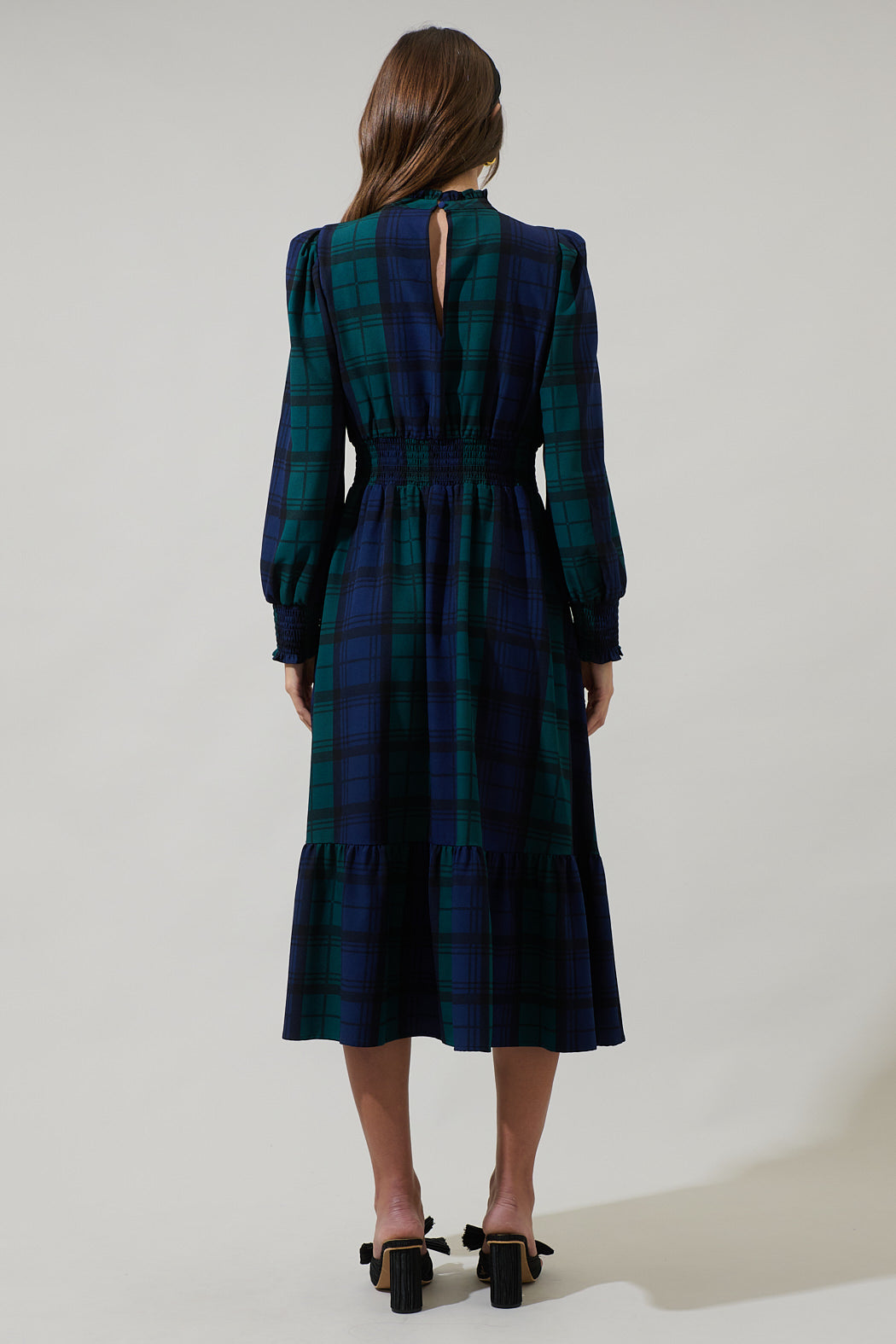 plaid smock dress Glamorous - Mini - Women - Cotton/Polyamide/Elastane - 2 US Embrace chic versatility with this charming piece Mallard Plaid Smock Dress 6