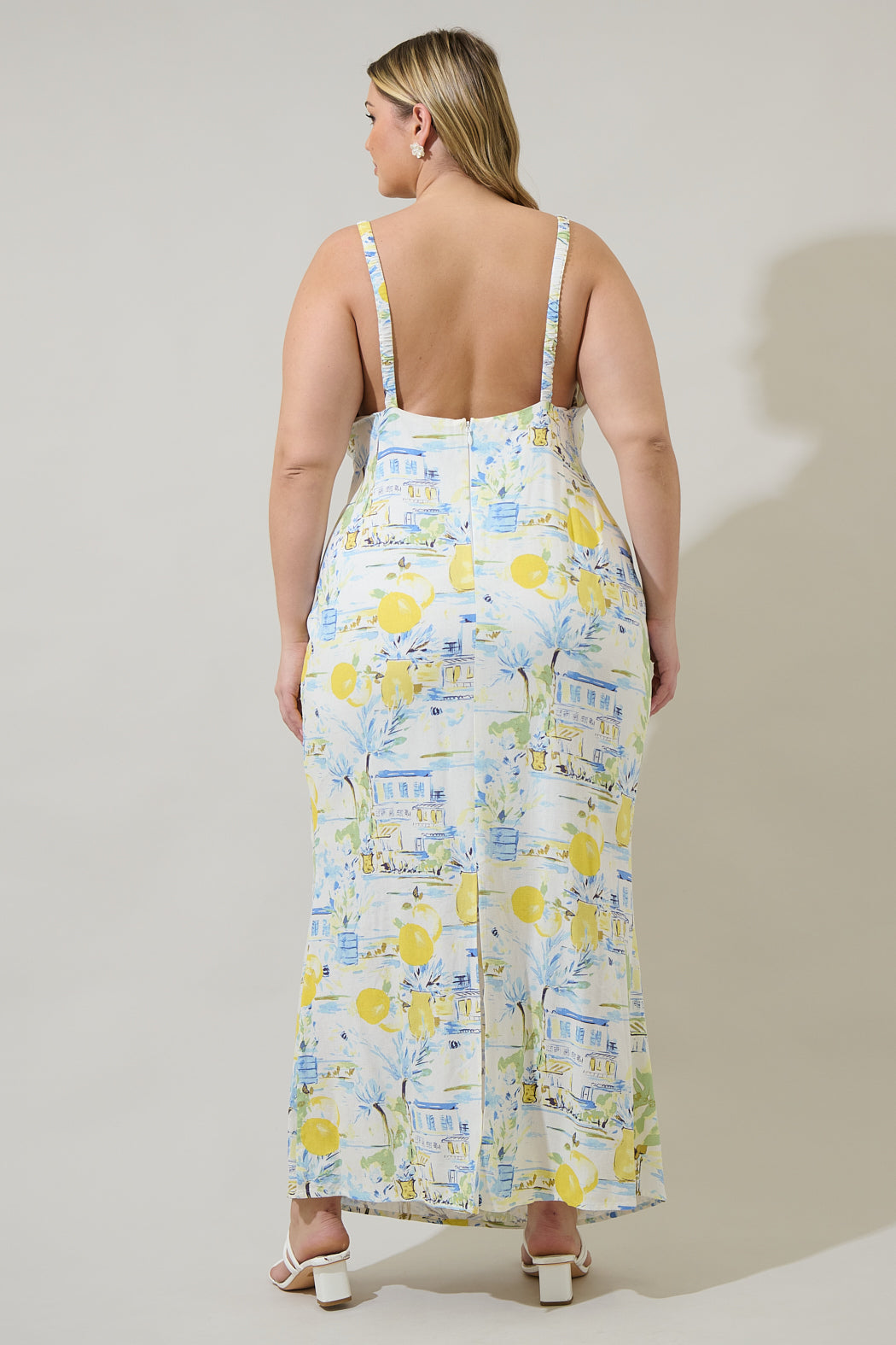 Amalfi Coast Mizie Open Back Maxi Dress Curve BLUE-MUL / 3X by Sugarlips Amalfi Coast Mizie Open Back Maxi Dress Curve BLUE-MUL / 3X by Sugarlips