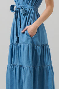 Skylah Chambray Britt Tiered Midi Dress