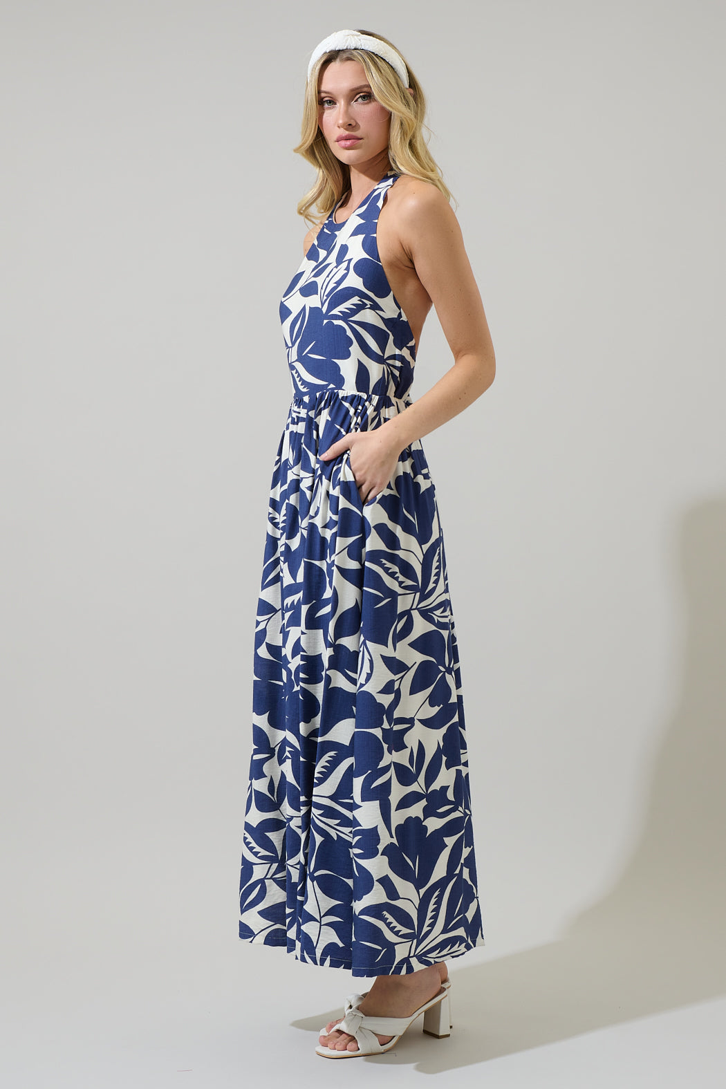 Rini Floral Emm Halter Maxi Dress OATMEAL / XS by Sugarlips Rini Floral Emm Halter Maxi Dress OATMEAL / XS by Sugarlips