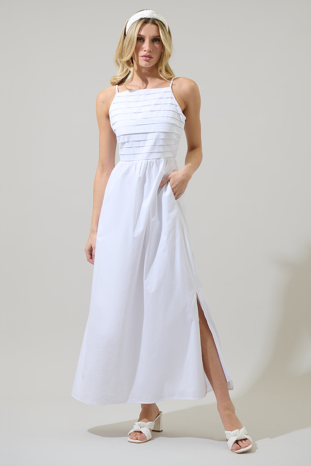 Joyce Pleated Maxi Dress White / L