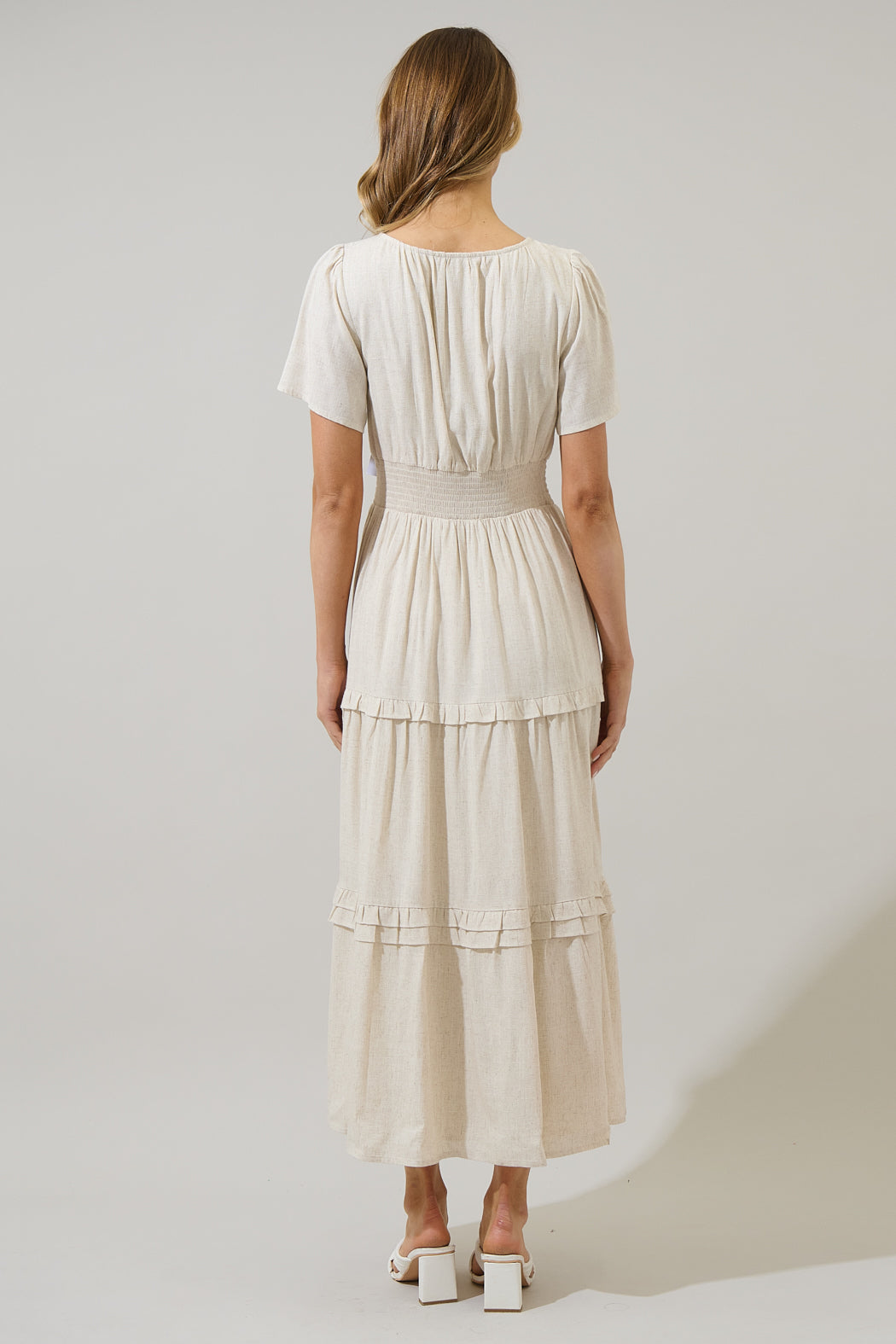 Sandy Shore Palmer Linen Tiered Maxi Dress Natural / Xs by Sugarlips Sandy Shore Palmer Linen Tiered Maxi Dress Natural / Xs by Sugarlips