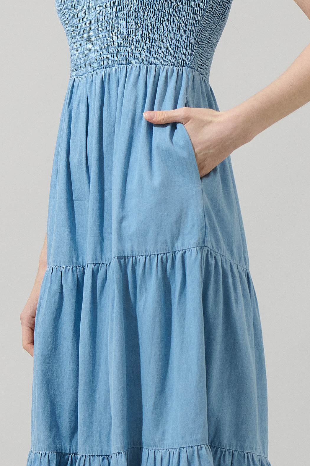 Cierra Denim Sunfire Smocked Bodice Tiered Midi Dress LT-DENIM / M by Sugarlips Cierra Denim Sunfire Smocked Bodice Tiered Midi Dress LT-DENIM / M by Sugarlips