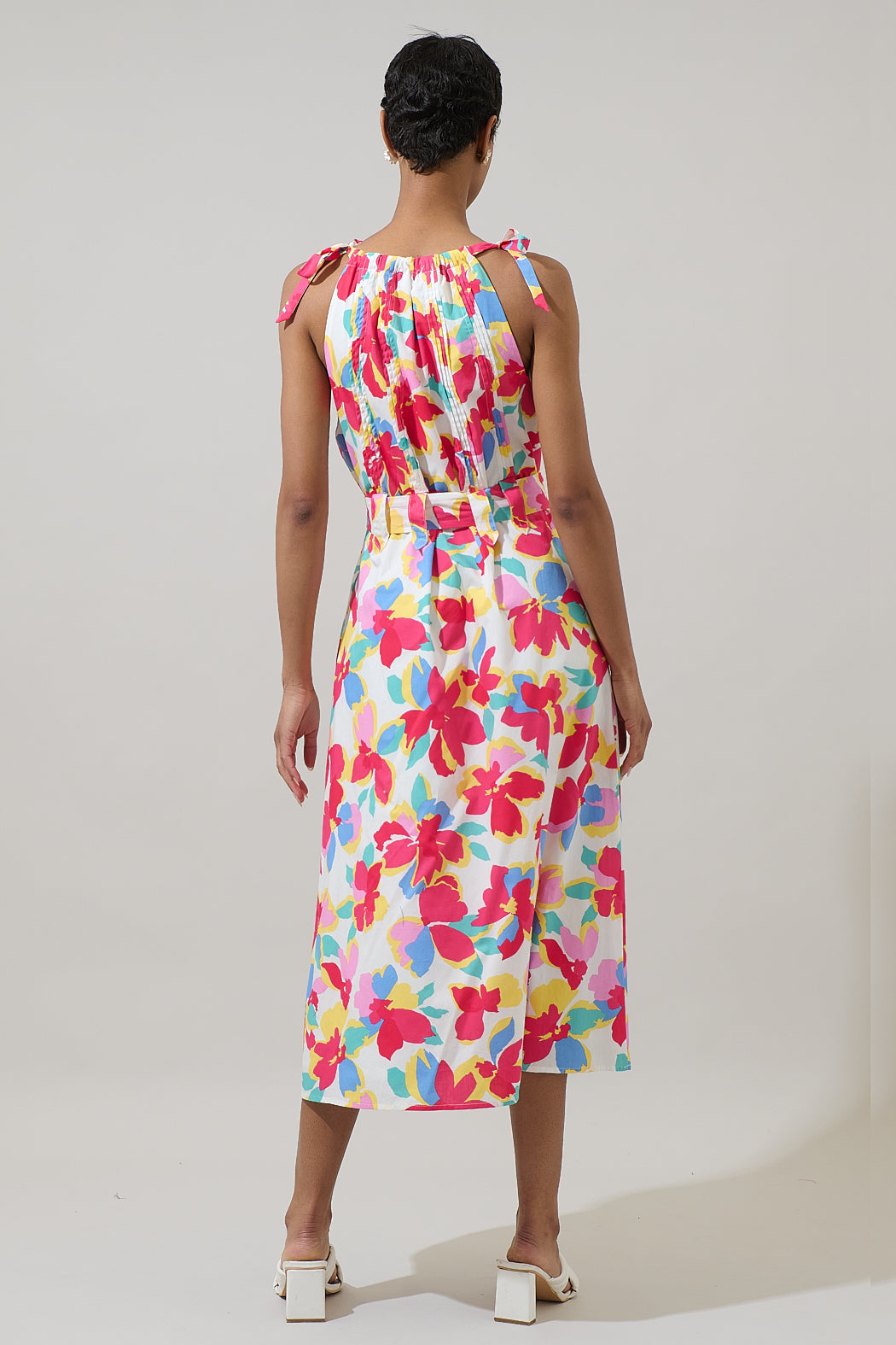 Floral Cami Dress Old Navy Floral Midi Dress NWOT Old Navy Fit Flare Floral Smocked Midi Floral Cami Dress Old Navy Floral Midi Dress NWOT Old Navy Fit Flare Floral Smocked Midi