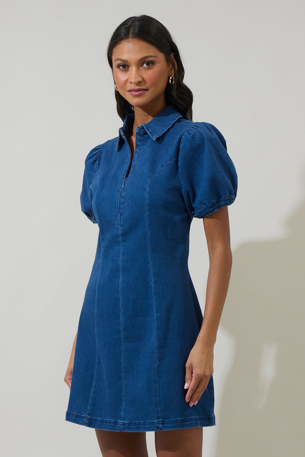 sugarlips denim dress Sugarlips Gabriella Lula Stretch Denim V-Neck Sleeveless Smocked Midi Dress, Womens, M, Mid-Blue