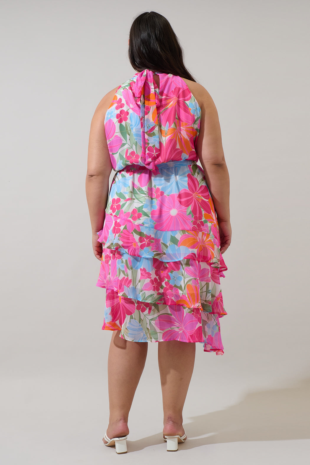 Calista Floral Ivone Ruffle Midi Dress Curve Calista Floral Ivone Ruffle Midi Dress Curve