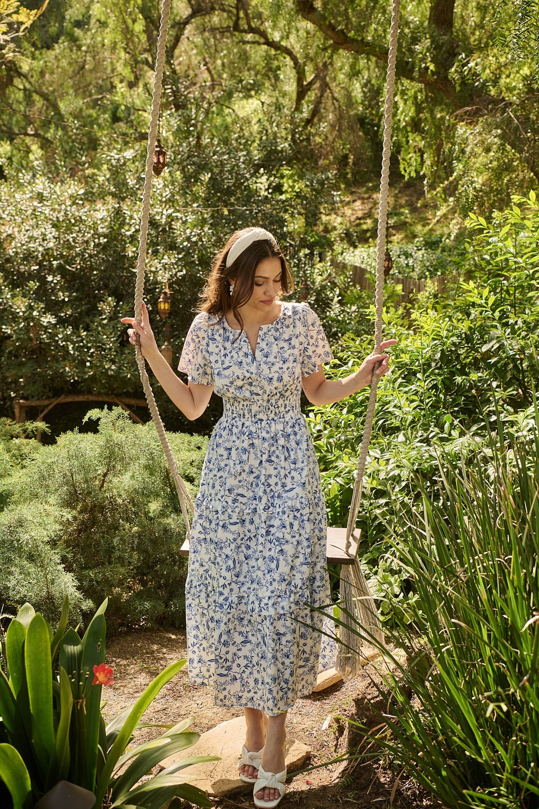 Kearny Floral Palmer Poplin Tiered Maxi Dress WHT-BLUES-MULT / L