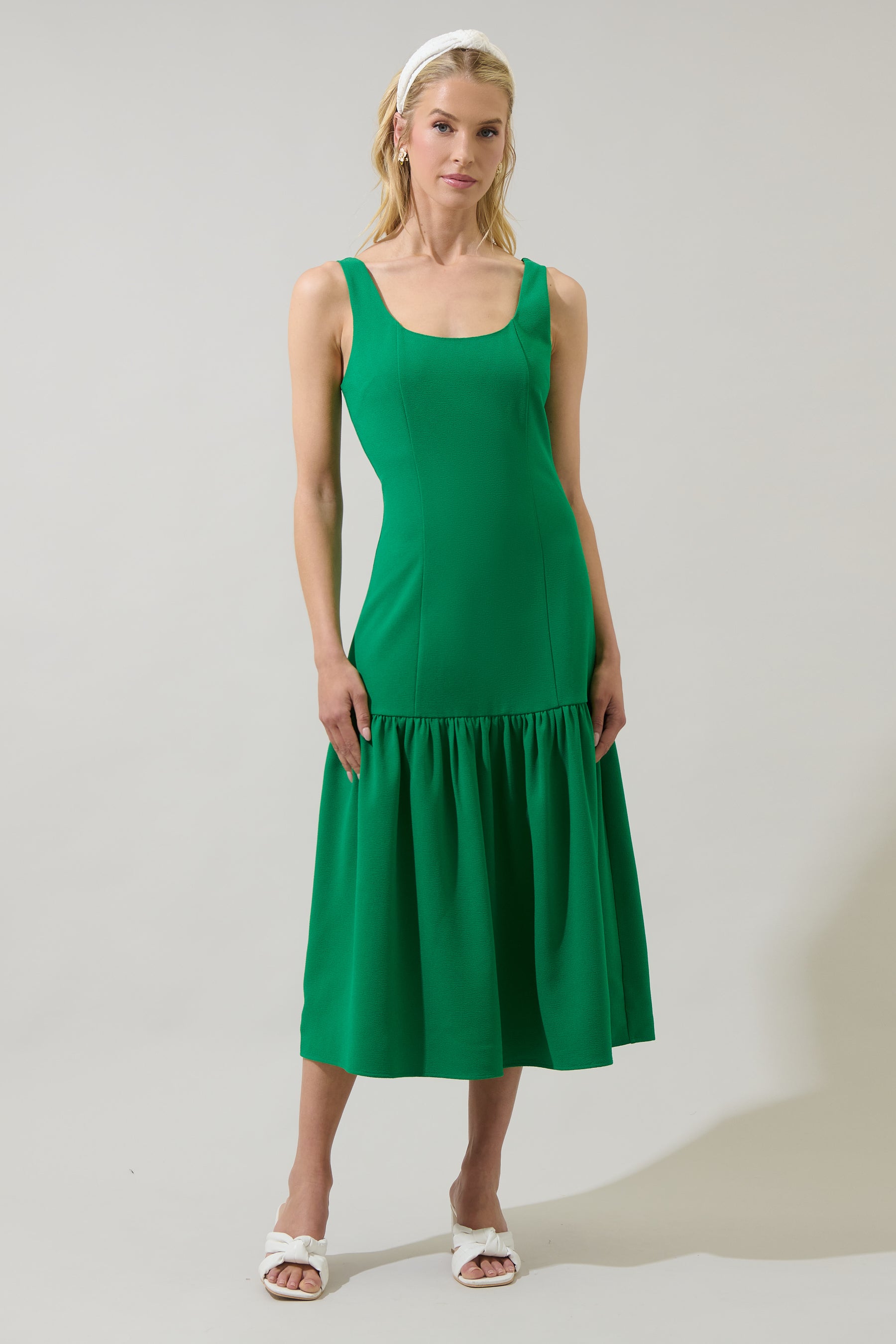Briella Sleeveless Midi Dress Black / S by Sugarlips Briella Sleeveless Midi Dress Black / S by Sugarlips