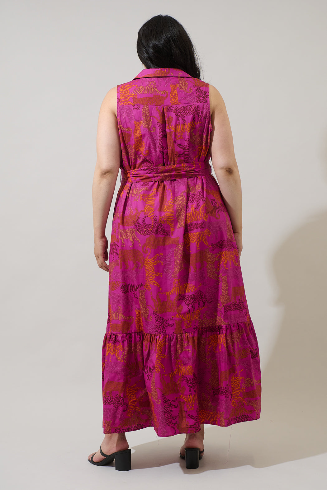 In the Jungle Cileah Collared Maxi Dress Curve MAGENTA / 1X by Sugarlips In the Jungle Cileah Collared Maxi Dress Curve MAGENTA / 1X by Sugarlips