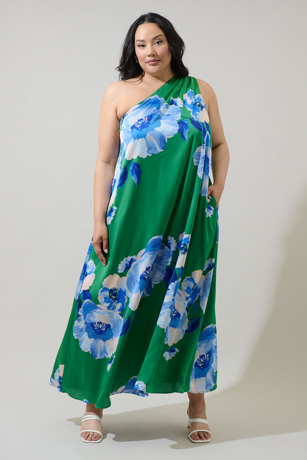 floral pleated maxi dress Glena Floral Pleated Maxi Dress Curve BLUE-PINK-COMBO / 3X by Sugarlips