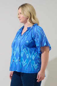Carys Abstract Erie Split Neck Top Curve