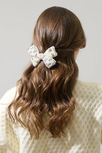 Blaire Pearl Bow Clip