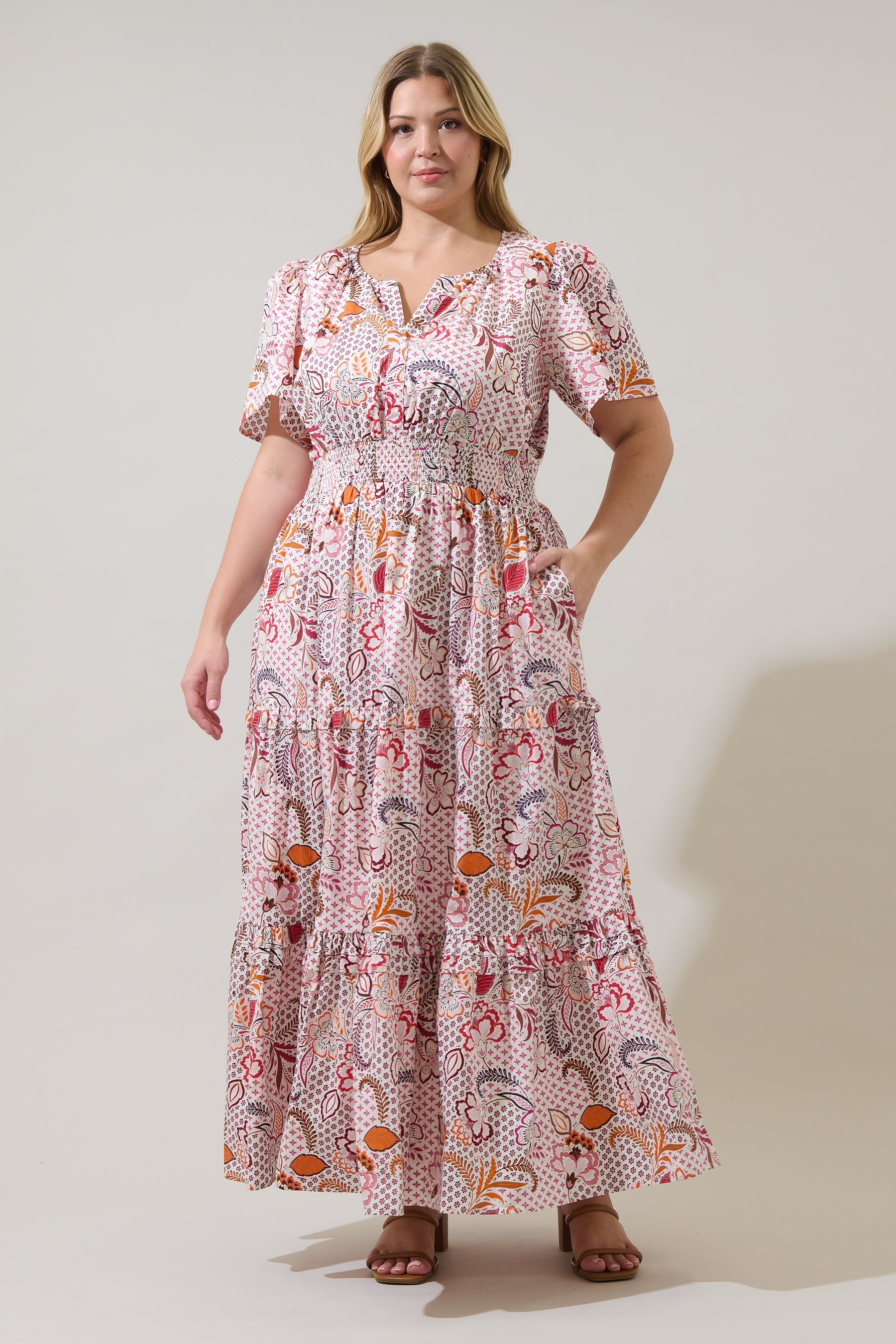 Hendry Floral Palmer Poplin Tiered Maxi Dress Curve CREAM-MULT / 1x by Sugarlips Hendry Floral Palmer Poplin Tiered Maxi Dress Curve CREAM-MULT / 1x by Sugarlips