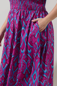 Ivani Abstract Brenty Smocked Midi Dress Curve