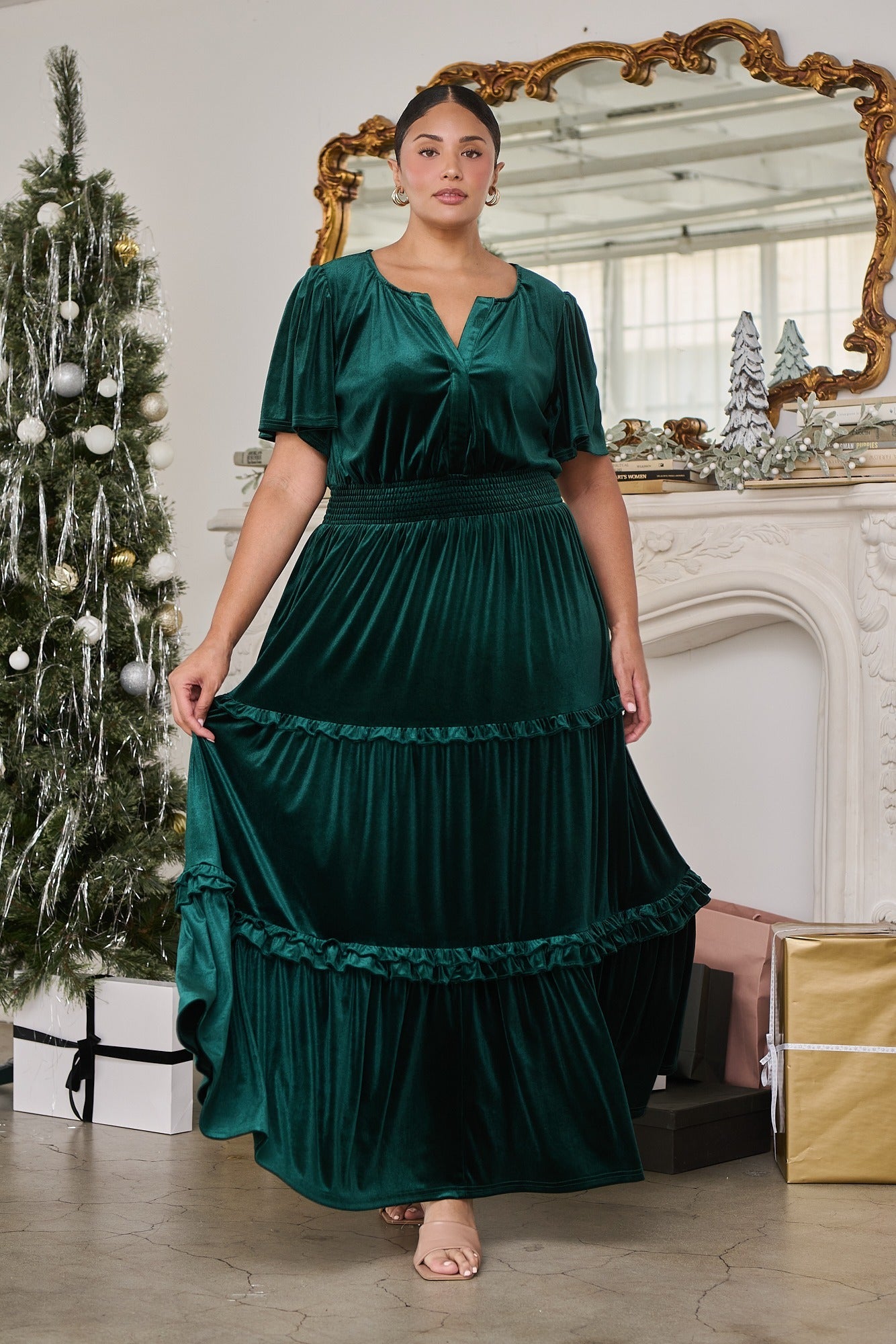 Juliete Velvet Palmer Tiered Maxi Dress Curve EMERALD / 1X