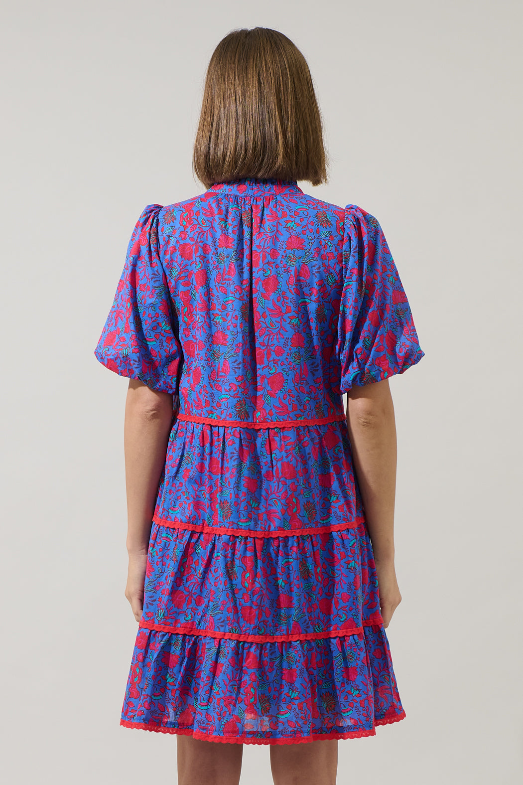 Tanya Floral Korra Tiered Mini Dress BLUE-FUCHSIA / M by Sugarlips Tanya Floral Korra Tiered Mini Dress BLUE-FUCHSIA / M by Sugarlips