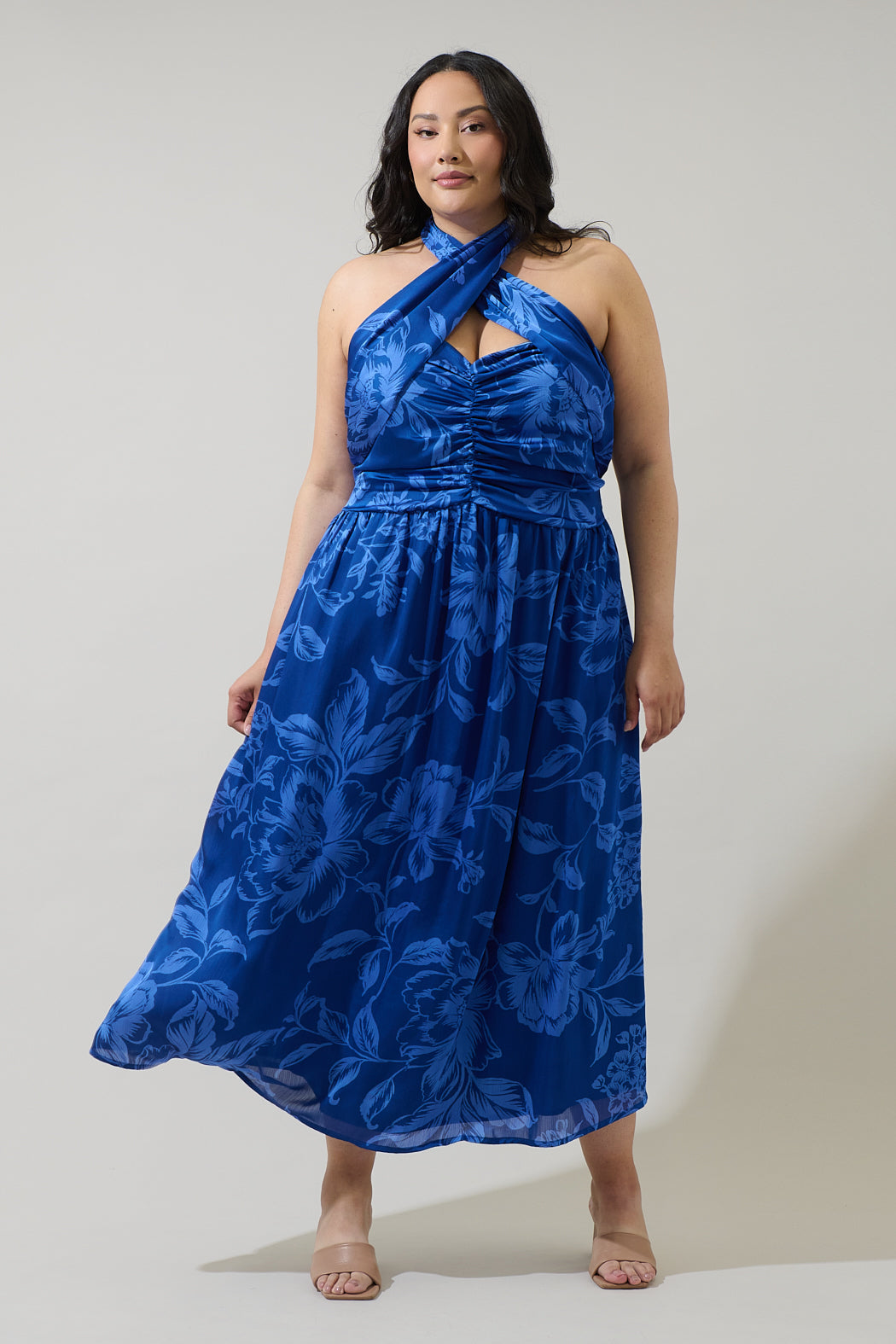 Ciara Floral Tiffi Halter Maxi Dress Curve NAVY-BLUES / 1X by Sugarlips Ciara Floral Tiffi Halter Maxi Dress Curve NAVY-BLUES / 1X by Sugarlips