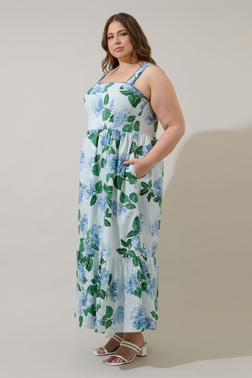 Mirla Floral Krisy Sleeveless Maxi Dress Curve Sugarlips Mirla Floral Krisy Sleeveless Maxi Dress Curve Sugarlips