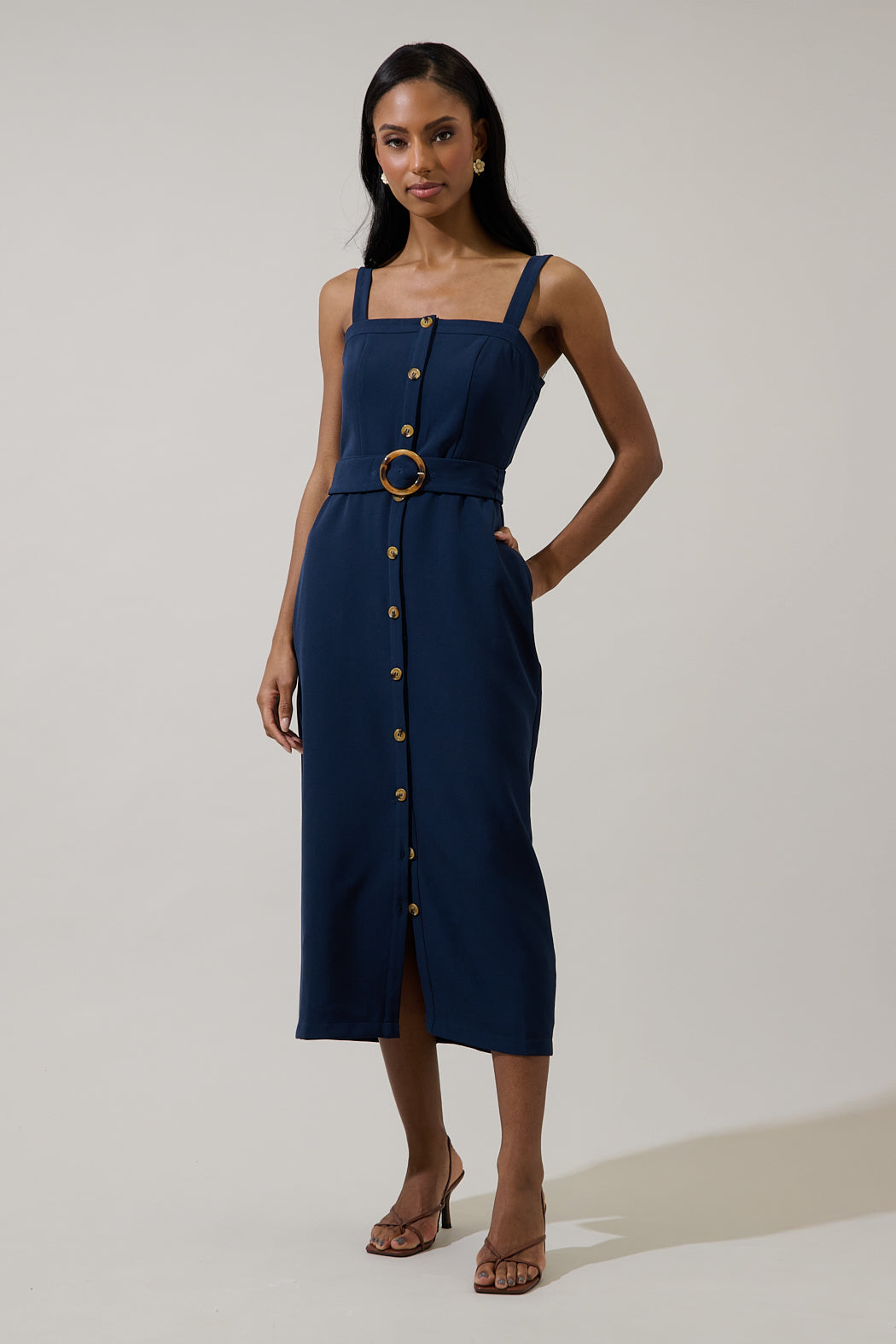 affordable midi dresses Model is 59 and wearing size XS Affordable Maxi & Midi Dresses
