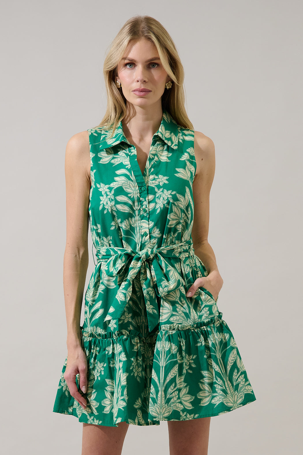 Zady Sleeveless Mini Dress Estela Floral KELLY-CREAM / M by Sugarlips Zady Sleeveless Mini Dress Estela Floral KELLY-CREAM / M by Sugarlips