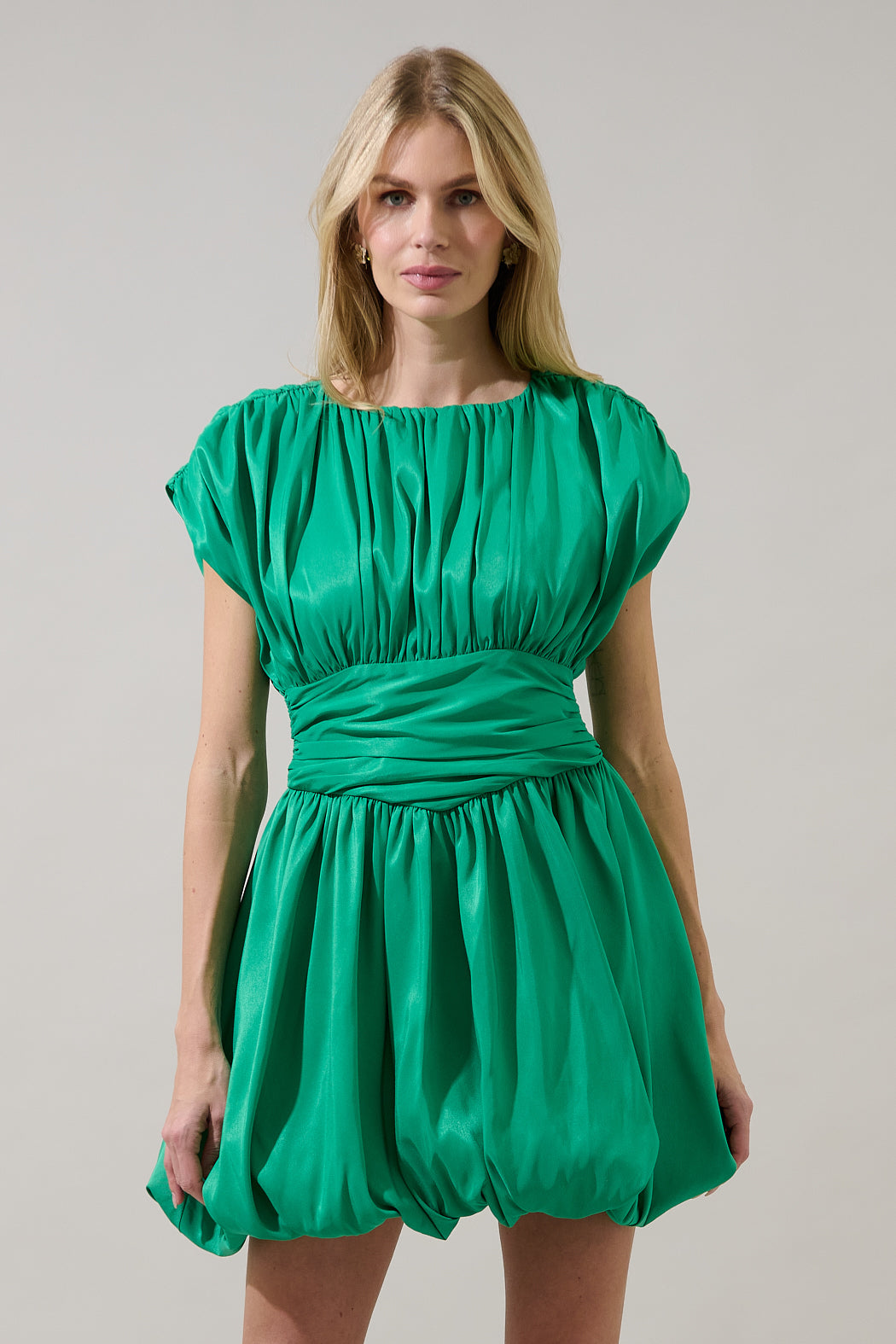 Sugarlips Avery Mock Neck Cap Sleeve Ruched Bubble Hem Satin Mini Dress, Womens, XS, Kelly-Green Sugarlips Avery Mock Neck Cap Sleeve Ruched Bubble Hem Satin Mini Dress, Womens, XS, Kelly-Green
