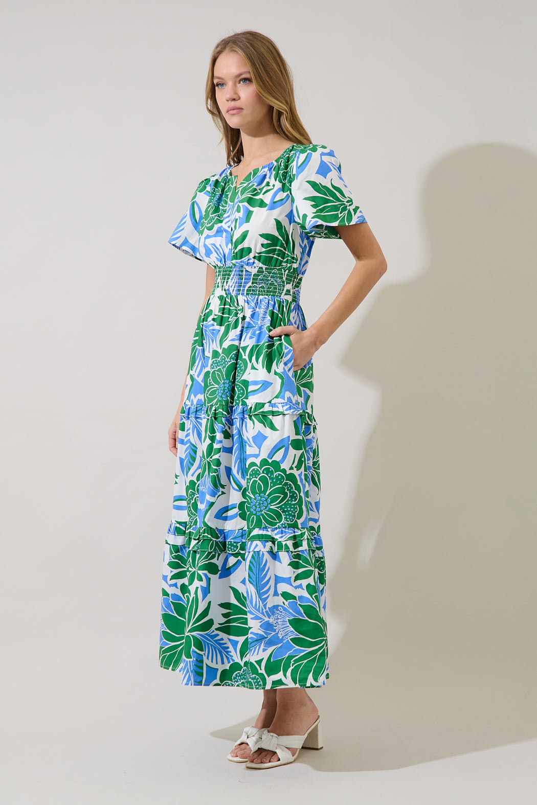 Palmer Poplin Tiered Maxi Dress Diviny Tropical BLUE-GRN / XS by Sugarlips Palmer Poplin Tiered Maxi Dress Diviny Tropical BLUE-GRN / XS by Sugarlips