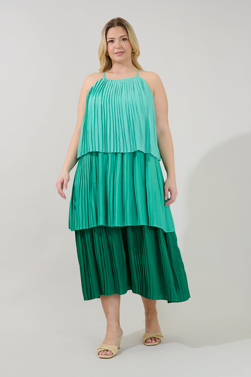 Sealy Pleated Tiered Midi Dress Curve GREEN-MULTI / 3X by Sugarlips Sealy Pleated Tiered Midi Dress Curve GREEN-MULTI / 3X by Sugarlips