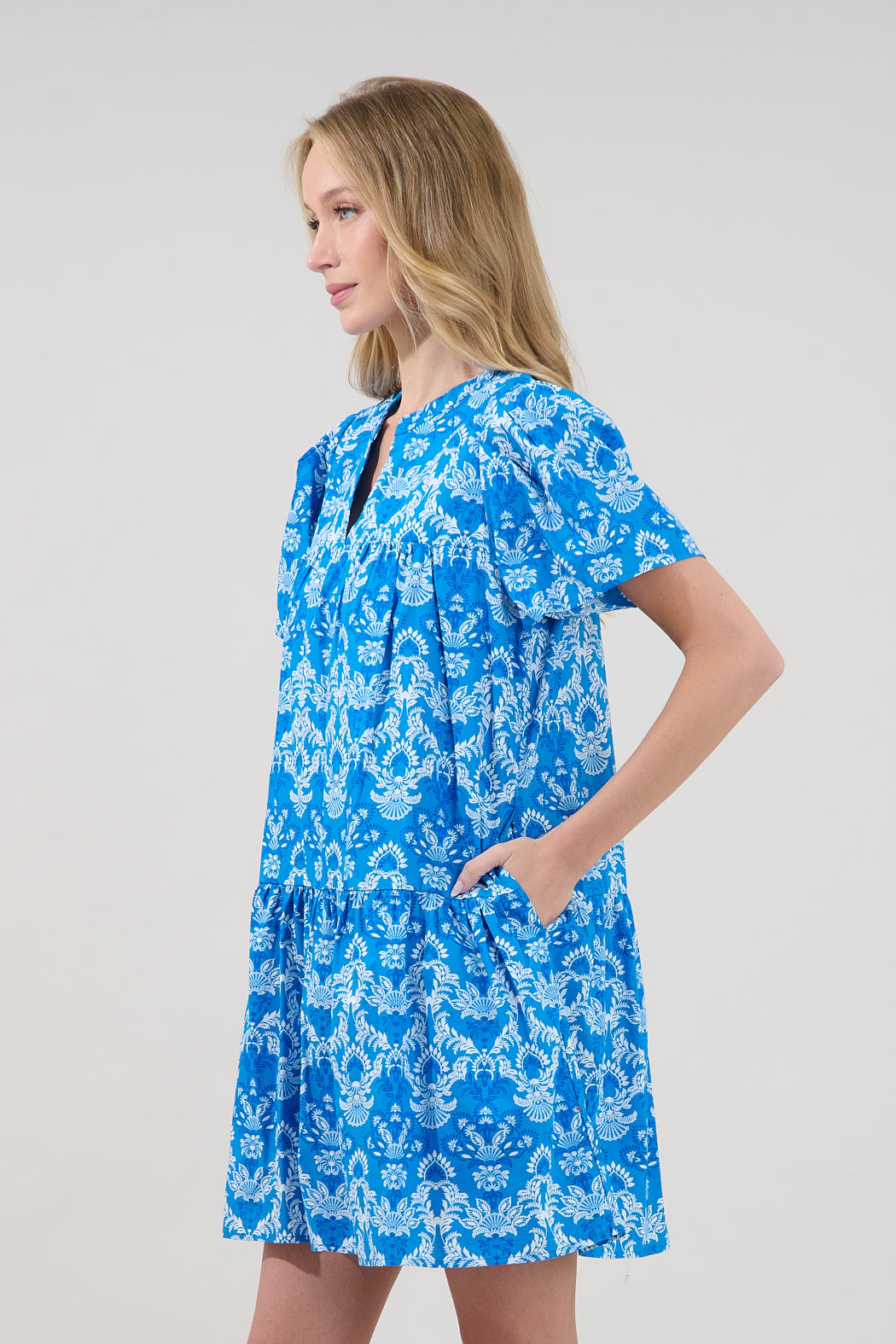 casual mini shift dress Mini Dress Long Sleeve White Dress Casual Womens Dresses Long Sleeve Casual Shift Dress With Sleeves