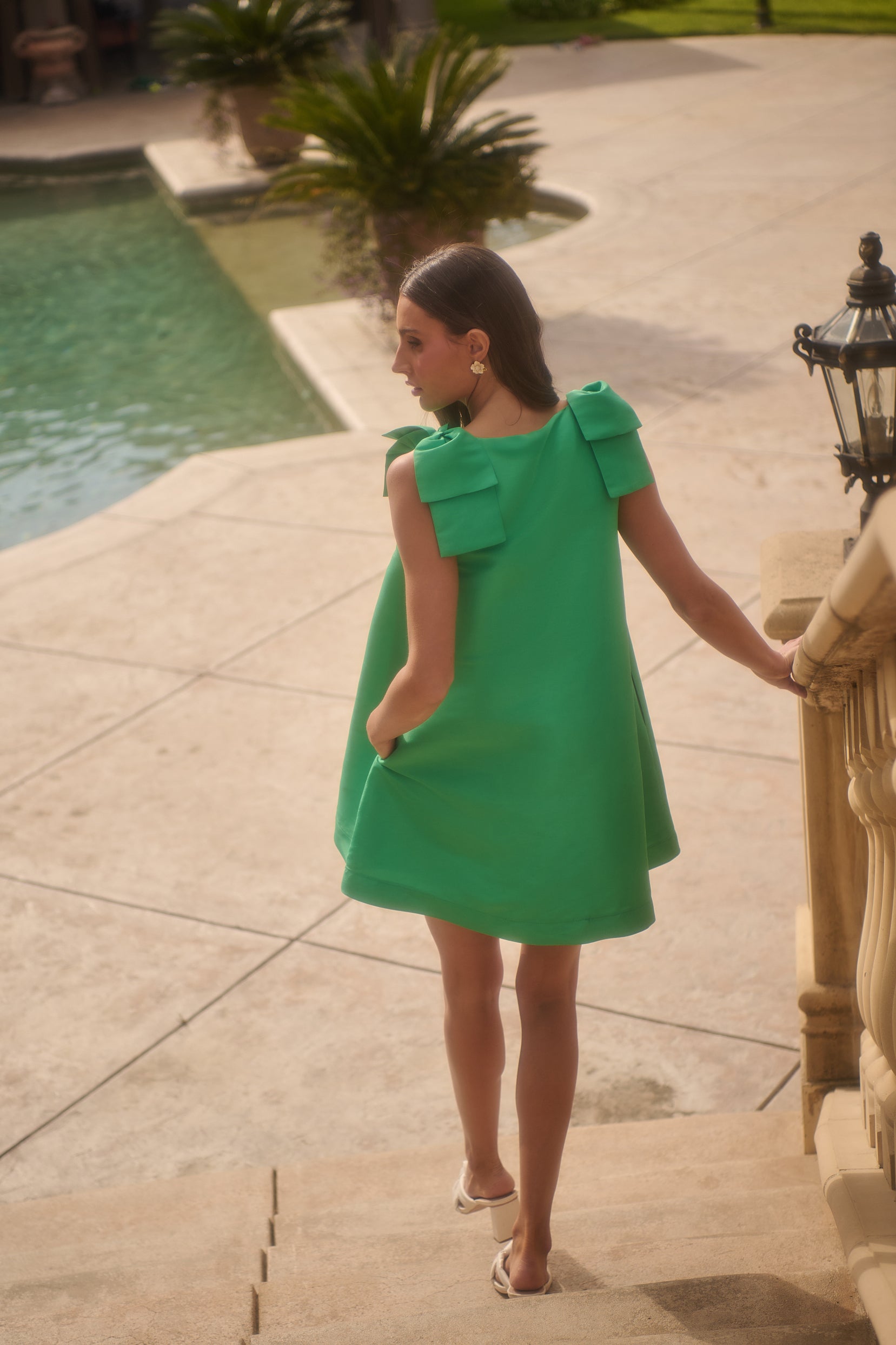 Alani Bow Trapeze Mini Dress KELLY-GREEN / XS