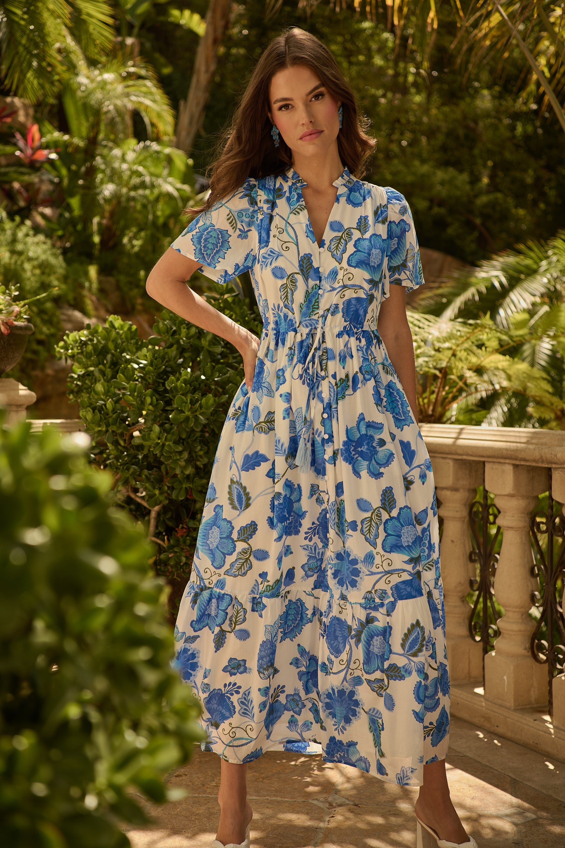 Samian Floral Kissa Button Down Maxi Dress WHITE-BLUE-GREEN / M by Sugarlips Samian Floral Kissa Button Down Maxi Dress WHITE-BLUE-GREEN / M by Sugarlips