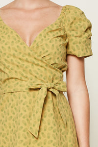 Hawaiian Pineapple Print Puff Sleeve Mini Dress