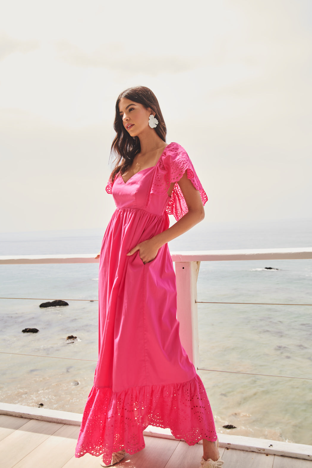 poplin maxi dress Airy Midi Dry clean About the Brand A favorite of celebrities like Angelina Jolie and Cindy Crawford Sculpted-Stretch + Cotton Poplin Maxi